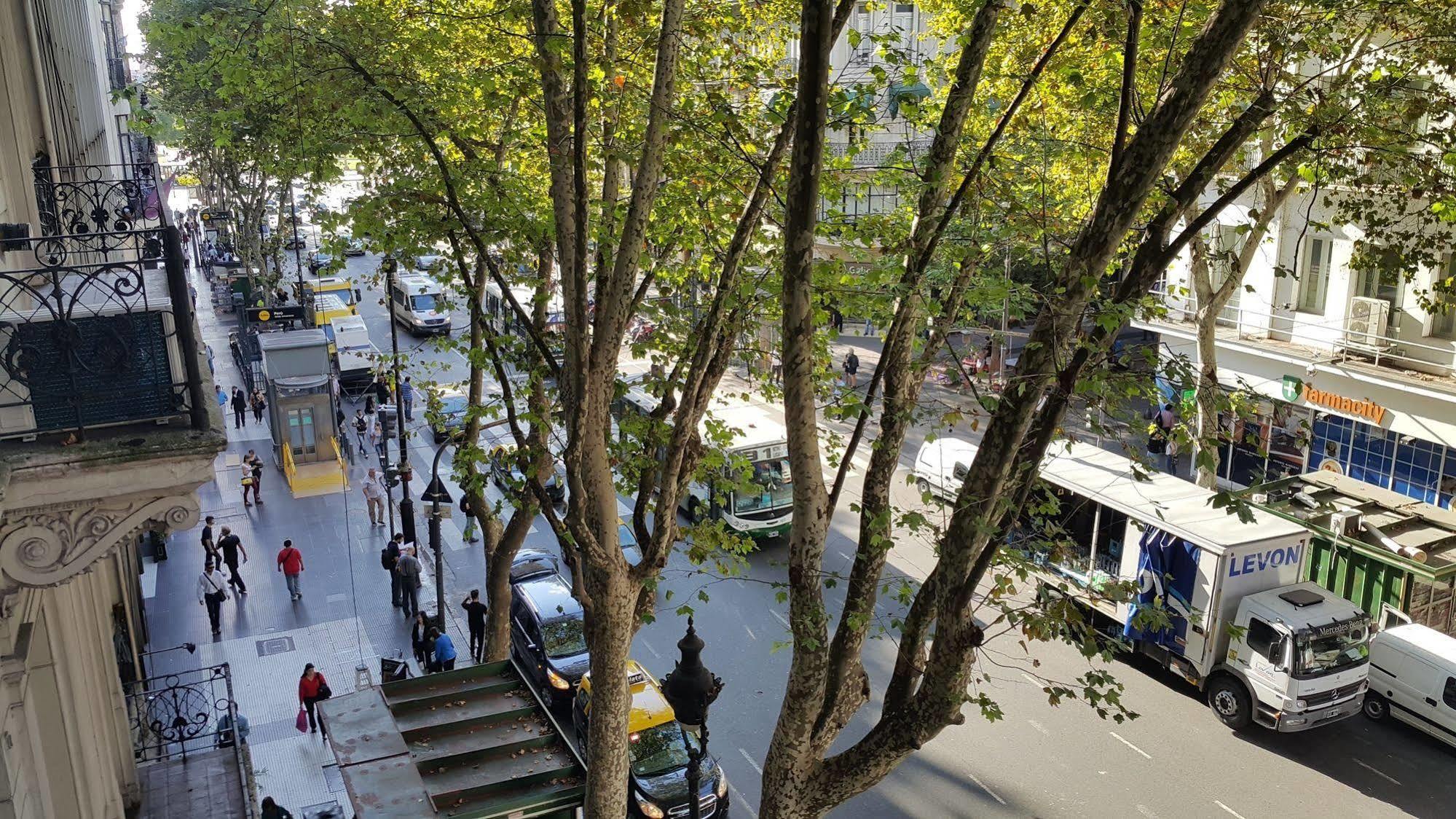 Hotel Avenida Buenos Aires Exterior foto